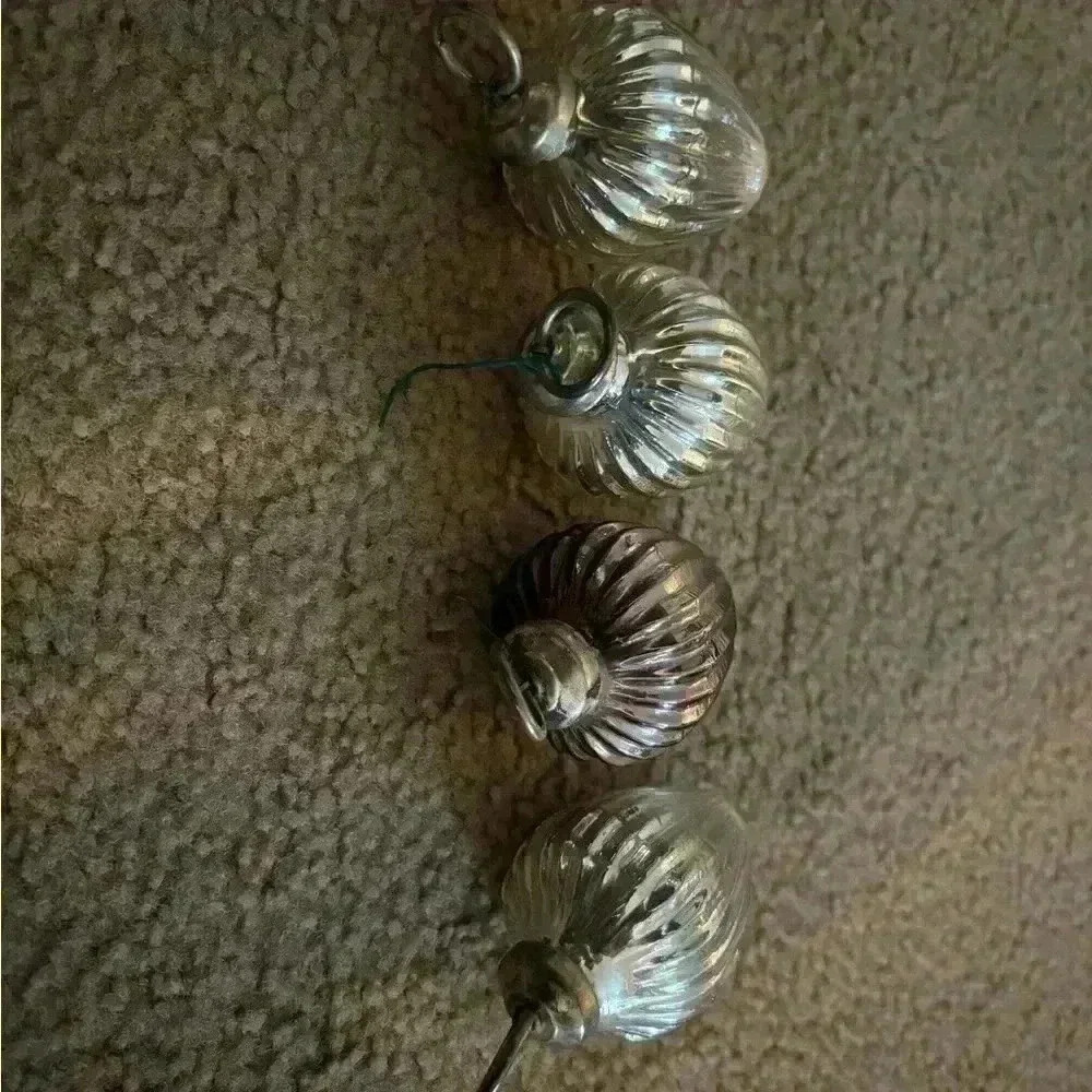 vintage teardrop christmas ornaments Lot Of 4 - Picture 7 of 7